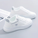 Zapatillas blancas chic de comodidad ligera