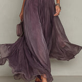 Flavia | Vestido Largo Morado con Escote de Ojo de Cerradura y Ribete de Encaje en Chifón