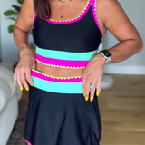 Myra | Elegante traje de baño de tres piezas con bloques de color