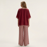 Gisela | Conjunto de Top con Escote en V Estilo Varsity y Pantalón Ancho de Rayas